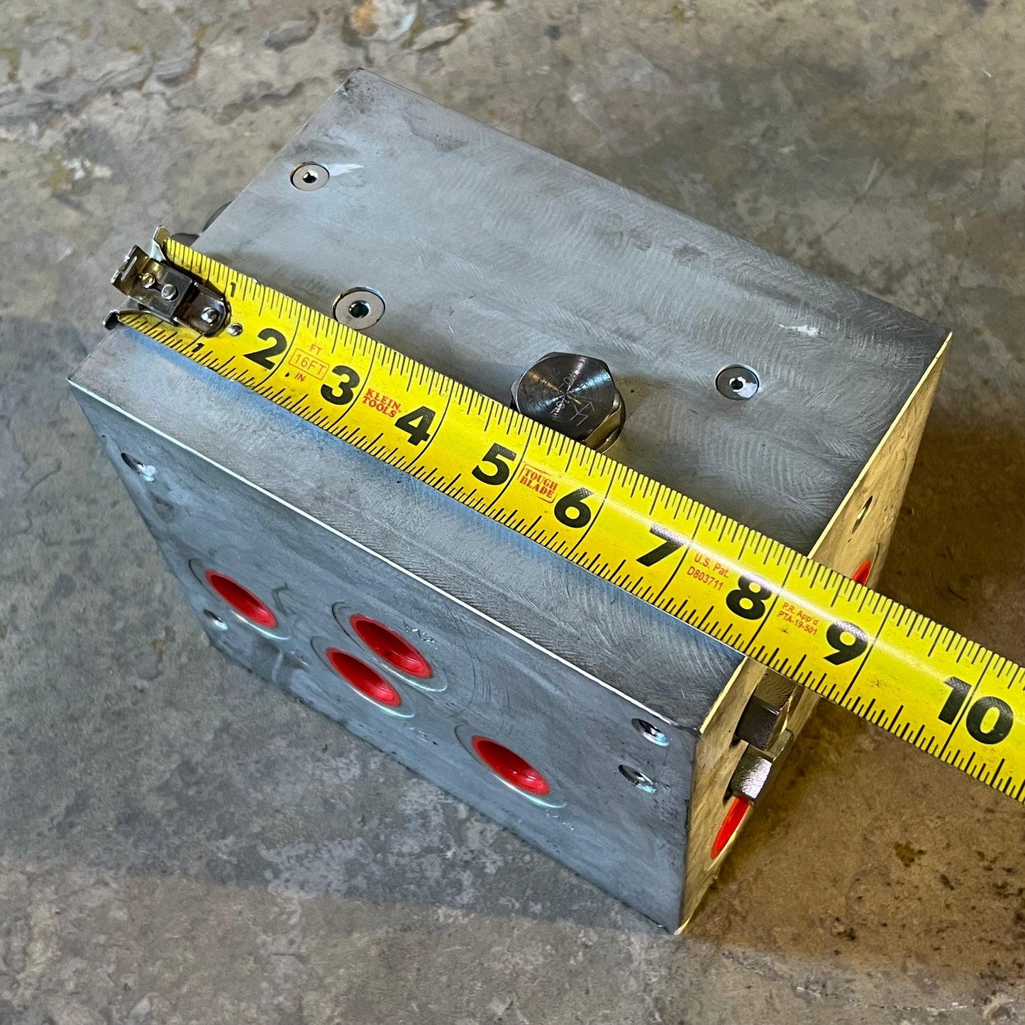 Hydraulic Pump Valve Assy HF165830-21 Sz 8"L x 5.5"W x 7"H