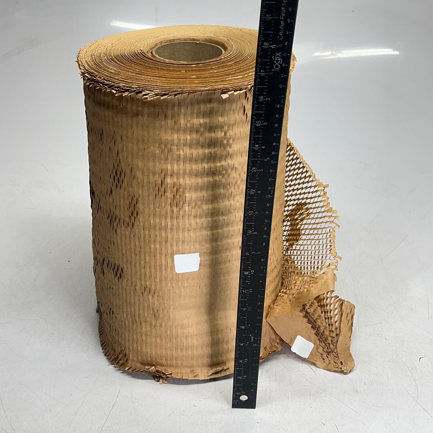 Hexafil Paper Fill Expanding Void Fill Paper Dispenser Box 15" X 1800' Brown