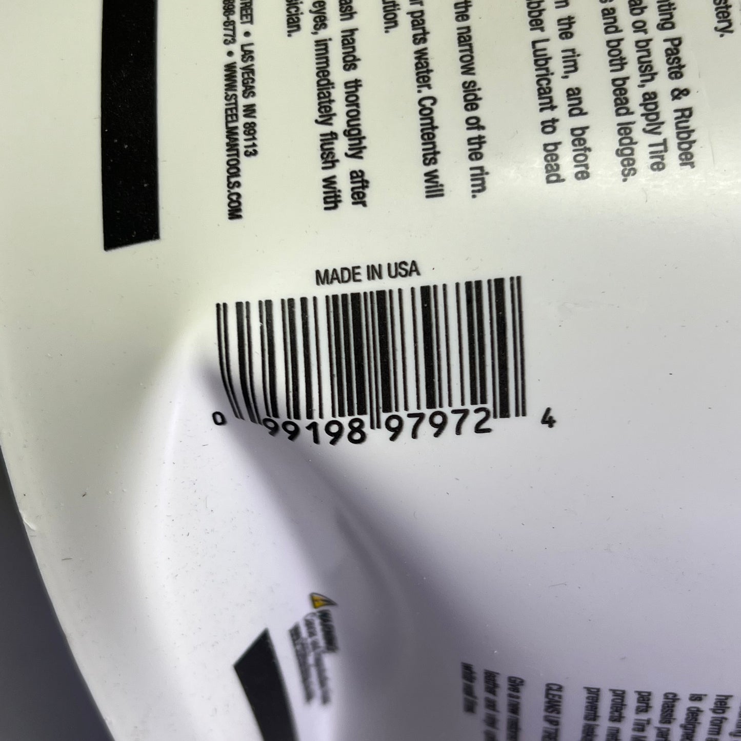 STEELMAN Ready To Use Tire Mounting Paste & Rubber Lubricant Bucket 8 lb 97972