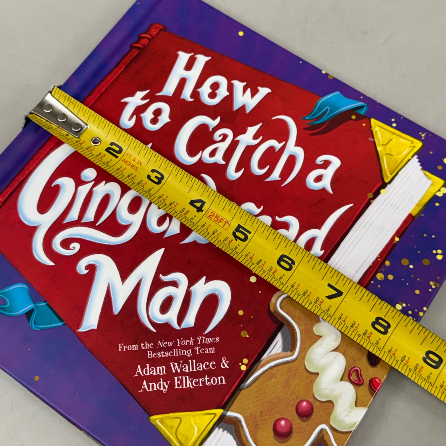 SOURCEBOOKS How to Catch a Gingerbread Man Adam Wallace and Andy Elkerton