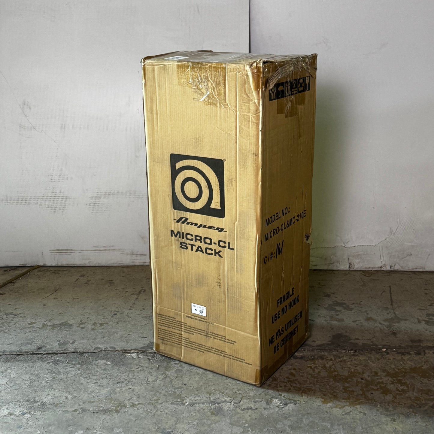 AMPEG Micro-CL 100 Watt Bass Stack 2x10" Cabinet 3 Band EQ MICRO-CL&MC-210E