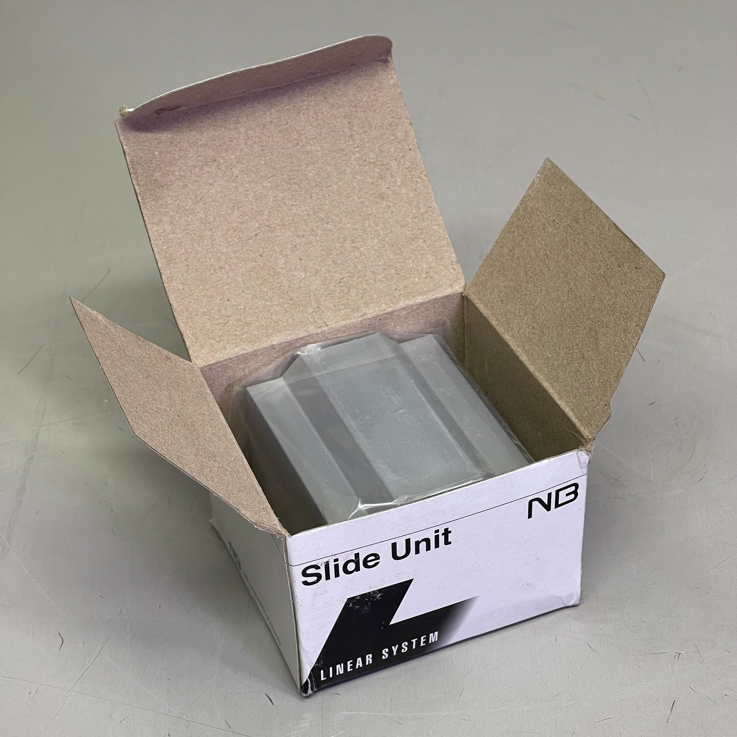 NB Linear System Pillow Block Slide Unit 3.25" x 2.75" x 2.125", 1" Dia TWA16UU