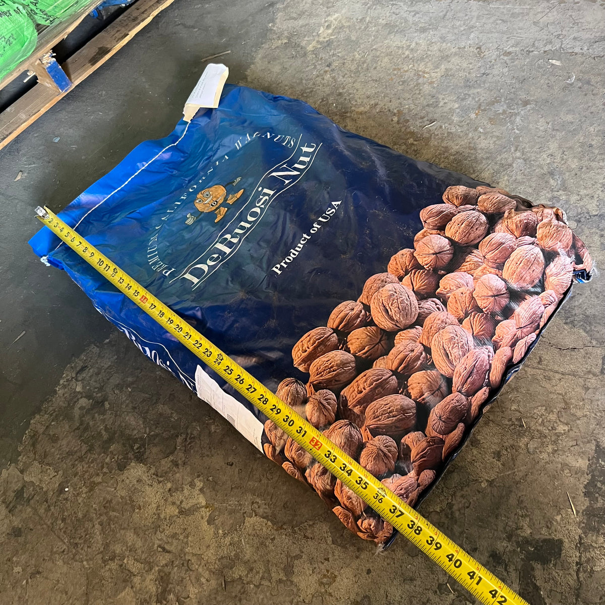 DERUOSI Nut Premium California Inshell Walnuts 50lb Bulk Bag 132432