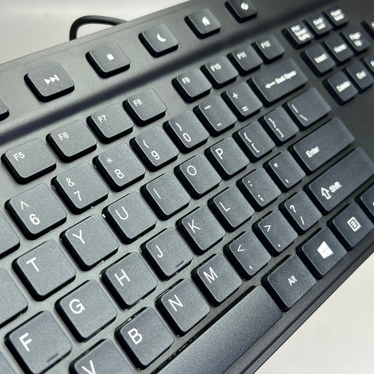 KENSINGTON Simple Solutions Wired Keyboard w/ Smart Card Reader Black K55115US