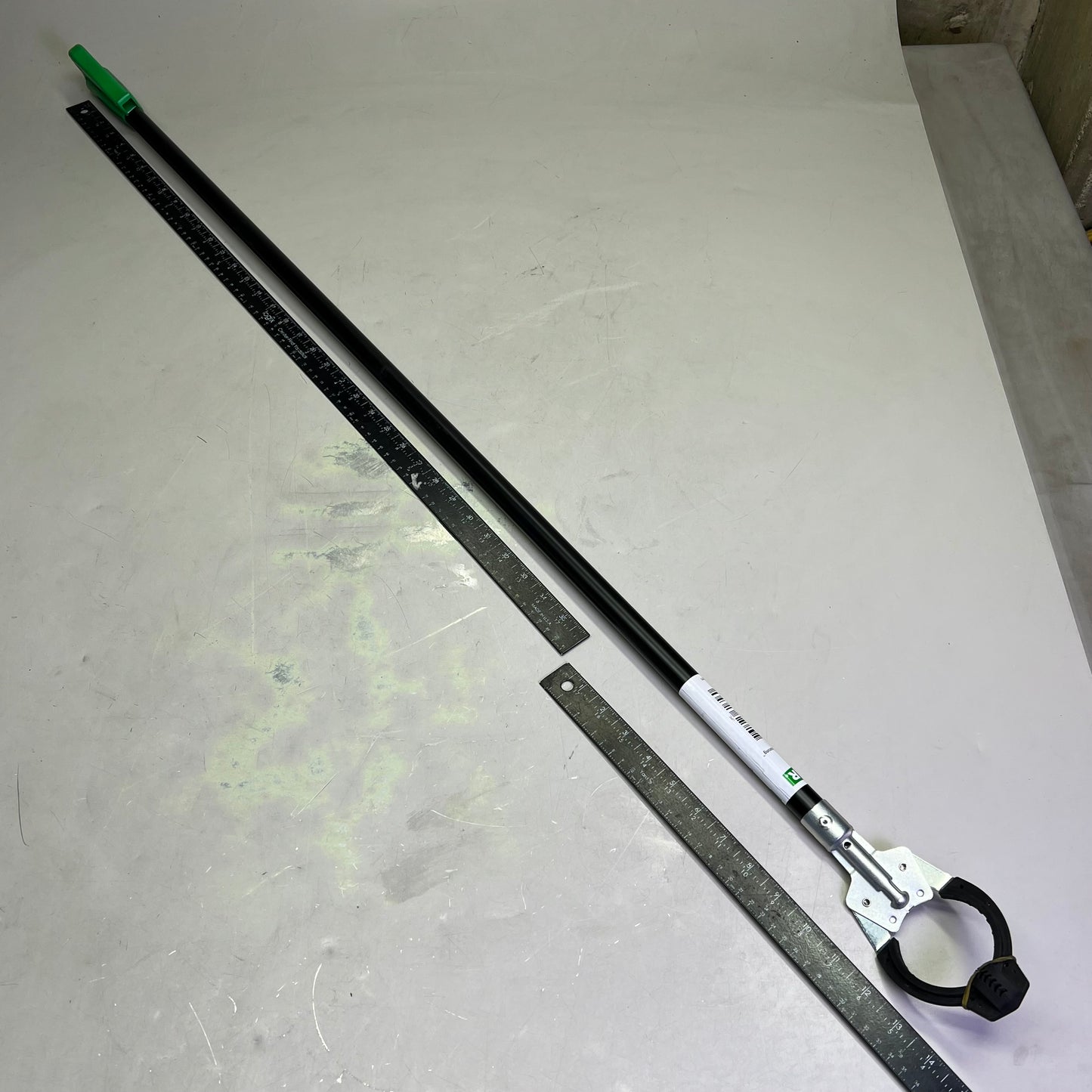 UNGER Heavy Duty Nifty Nabber Pro Steel & Plastic 51" Black/Green NN140