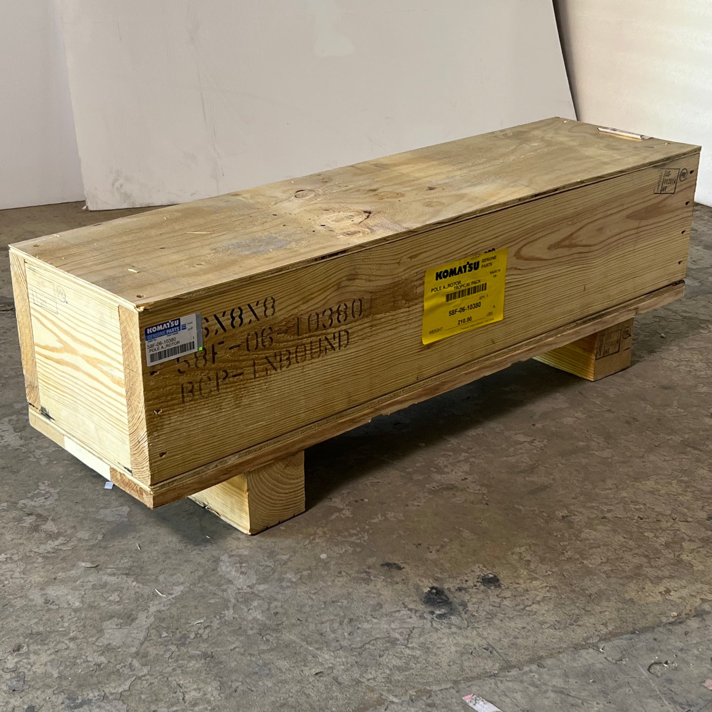 KOMATSU Pole a Rotor Sz 31" L x 5" H x 6" W, Grey 58F-06-10380