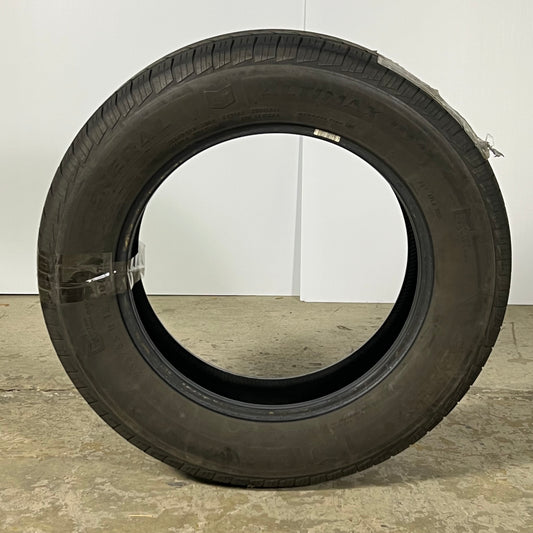 GENERAL All-Season Touring Tire Sz 235/65R18 106T Black ALTIMAX RT43 (Used)