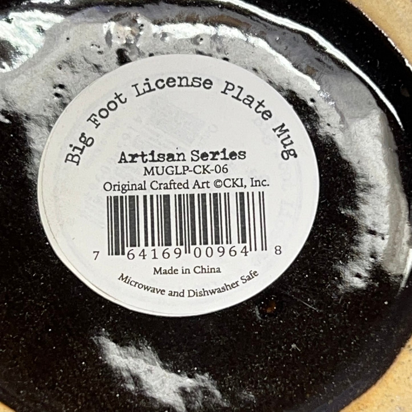 ZA@ CKI Big Foot License Plate Pottery Mug 4.5"L x 3.5" Dia Rim Blue MUGLP-CK-06 E