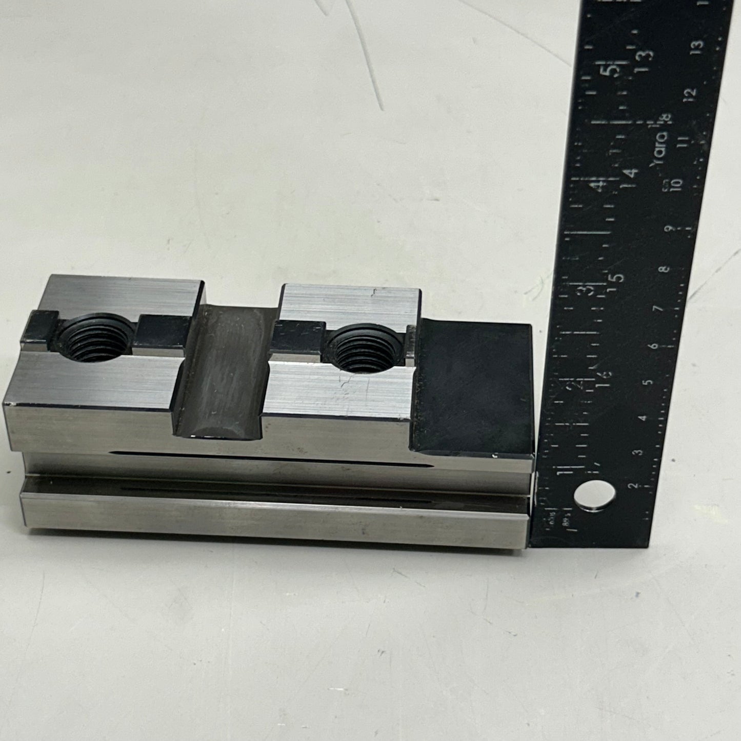 SCHUNK Straight Serration Base Jaw 5"x2"x2" EWB-TG 315 (New Other- No Packaging)