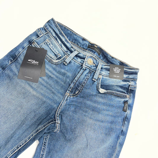 SILVER JEANS CO Suki Curvy Fit Mid Rise Capri Women's Sz 26/23.5 Medium Wash