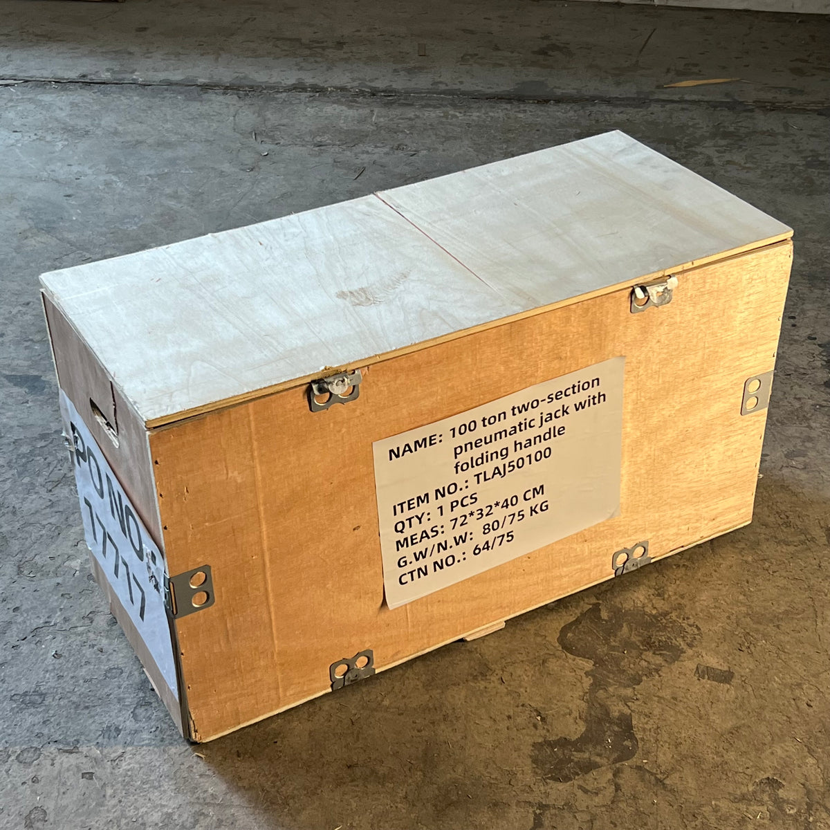 JACK 100 Ton Two-section Pneumatic Jack with Folding Handle Sz 28.3" X 12.6" X 15.7" - Red TLAJ50100
