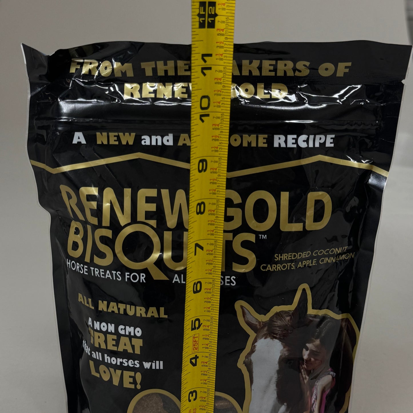 RENEW GOLD Horse Bisquits Treats For All Horses 32 oz. 320923 BB 04/26