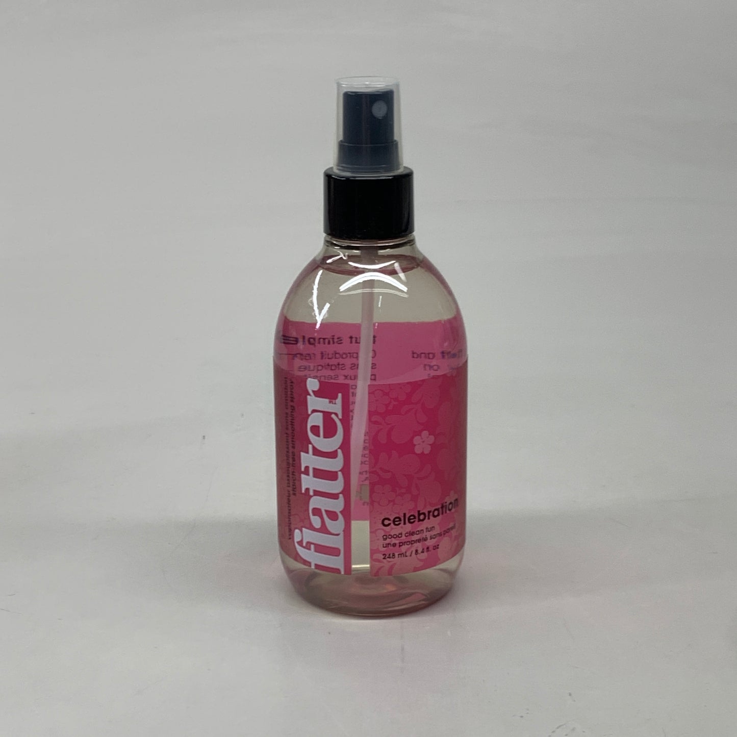 FLATTER Celebration Smoothing Fabric Spray 8.4 fl oz R-F08G