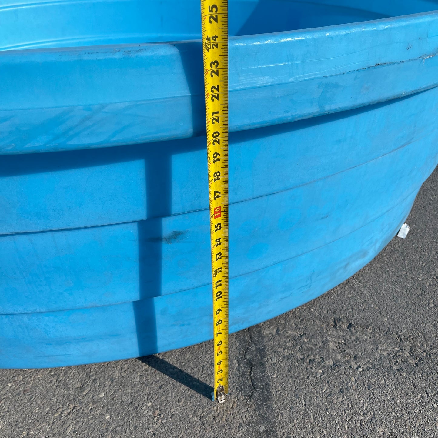 Z@ BEHLEN Poly Stock Farm Water Tank, Blue 625 gal, 8’ dia x 2’ depth (AS-IS)