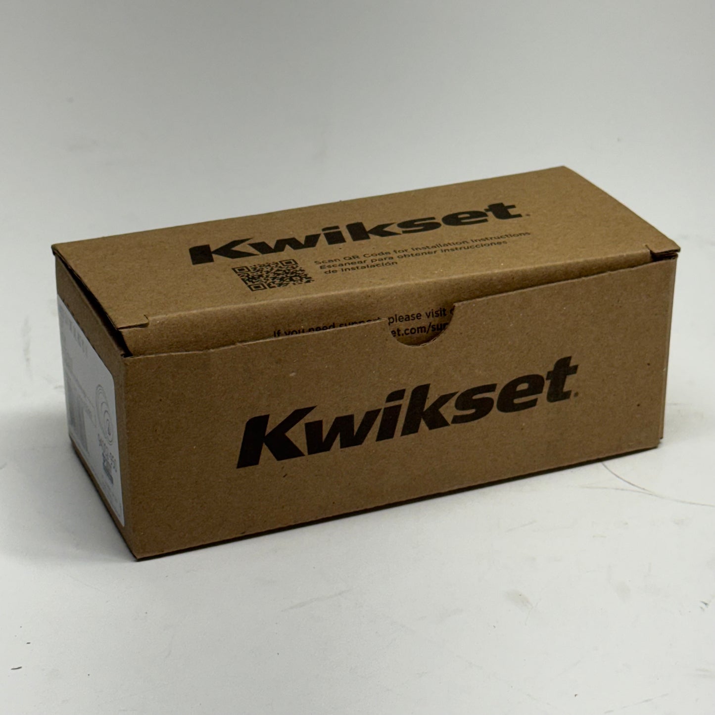 KWIKSET Cove Entry Door Knob with Key, Matte Black Matte Black 400CV 514 - 94002-950