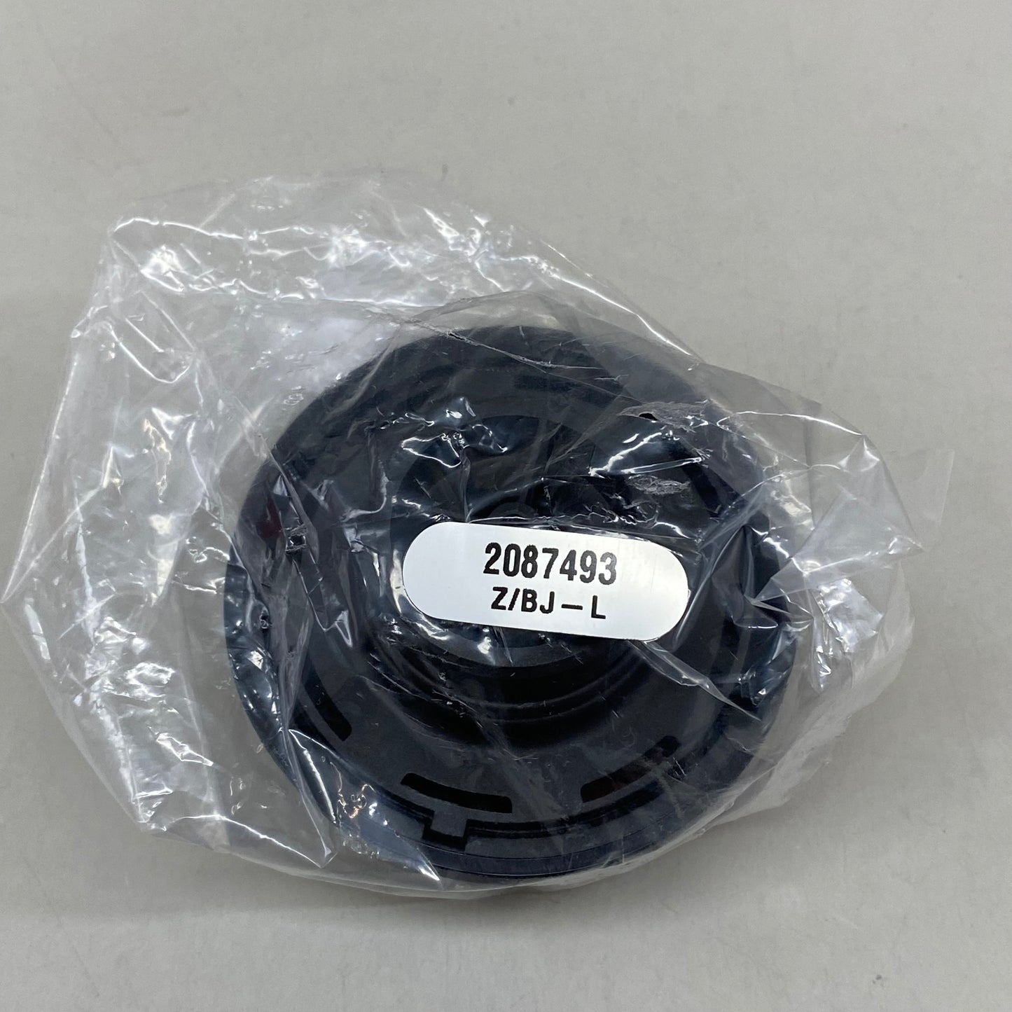 BOBCAT Hydraulic Oil Tank Cap Replacement Part For Bobcat 321 Black 2087493