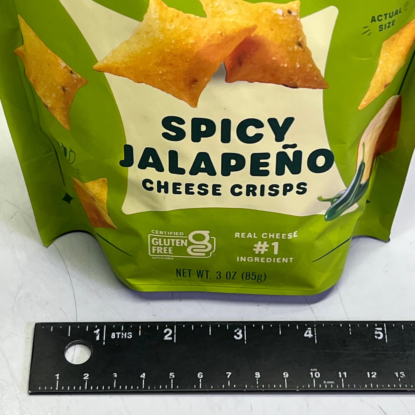 34 DEGREES (4 PACK) Mates Spicy Jalapeño Cheese Crisps 3 oz BB 03/26
