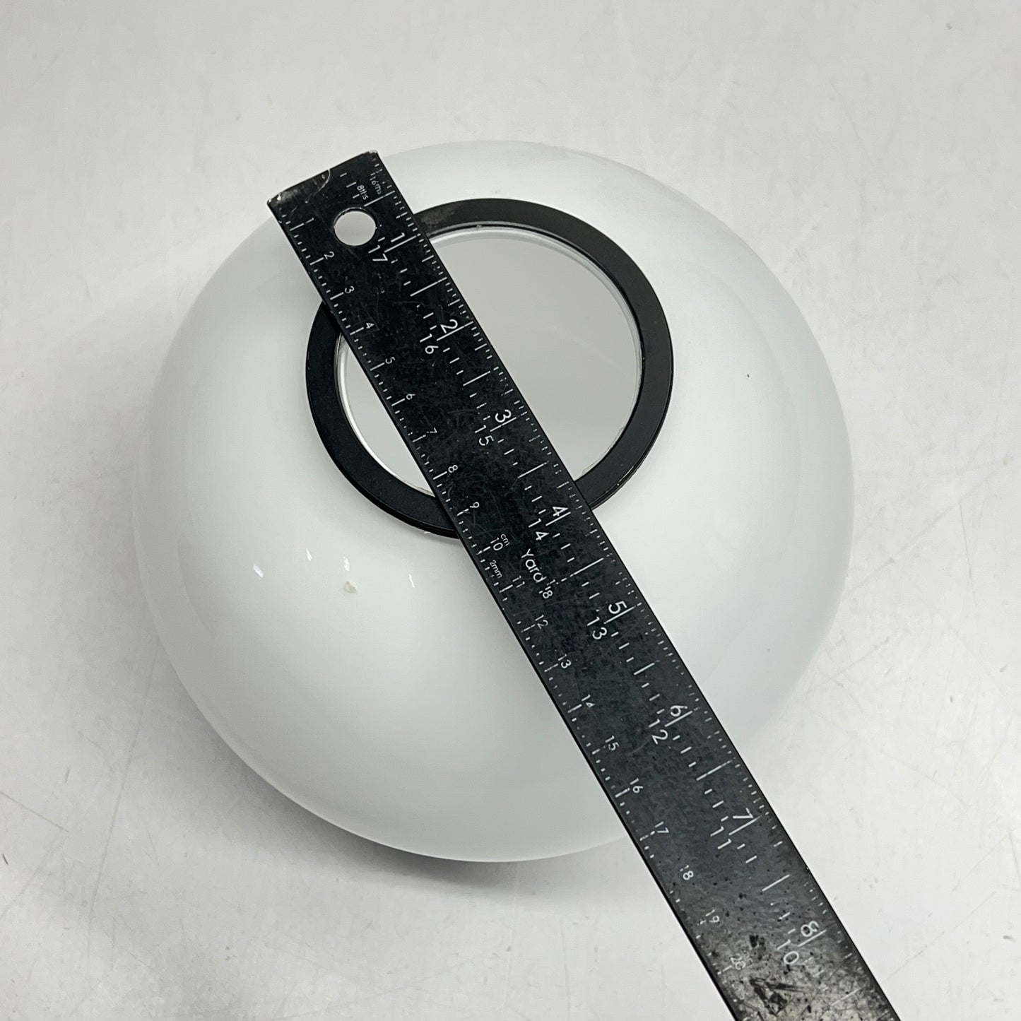 White Globe Sphere Lamp/ceiling Shade Replacement ~7" Dia White/Black