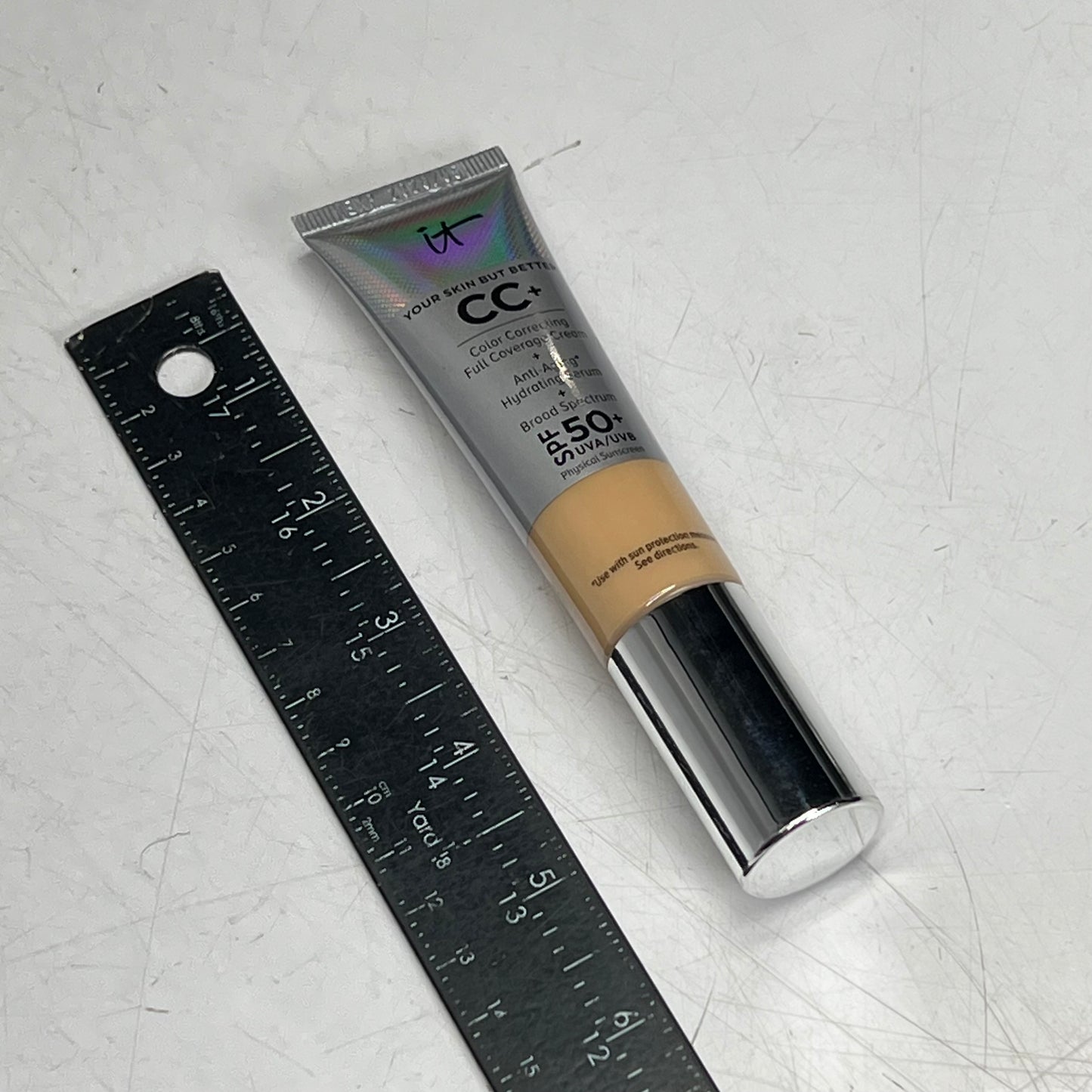 IT COSMETICS Cc+ Cream Full-coverage Foundation w/ Spf 50+ 1.08oz Light BB 05/26