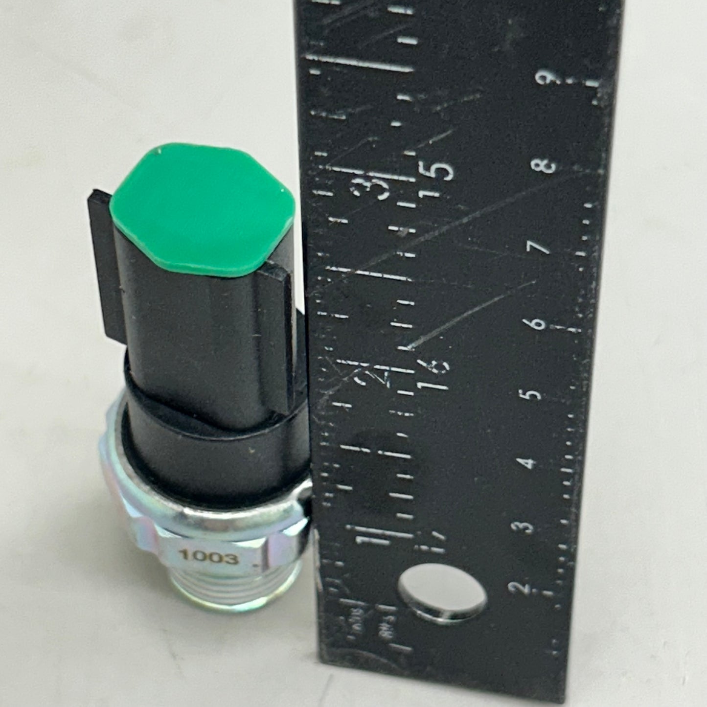 CARQUEST Engine Oil Pressure Switch For Dodge & Jeep 59A1002