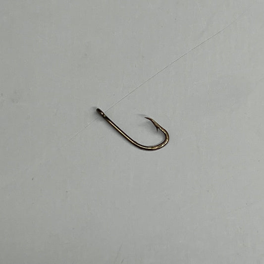 EAGLE CLAW Sharp Plain Shank All Purpose Live Bait Holder Bronze #10 50pc 084F-10