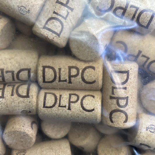DLPC (1000 PACK) Wine Corks Sz 1.8"L x 0.8"D, 210109126