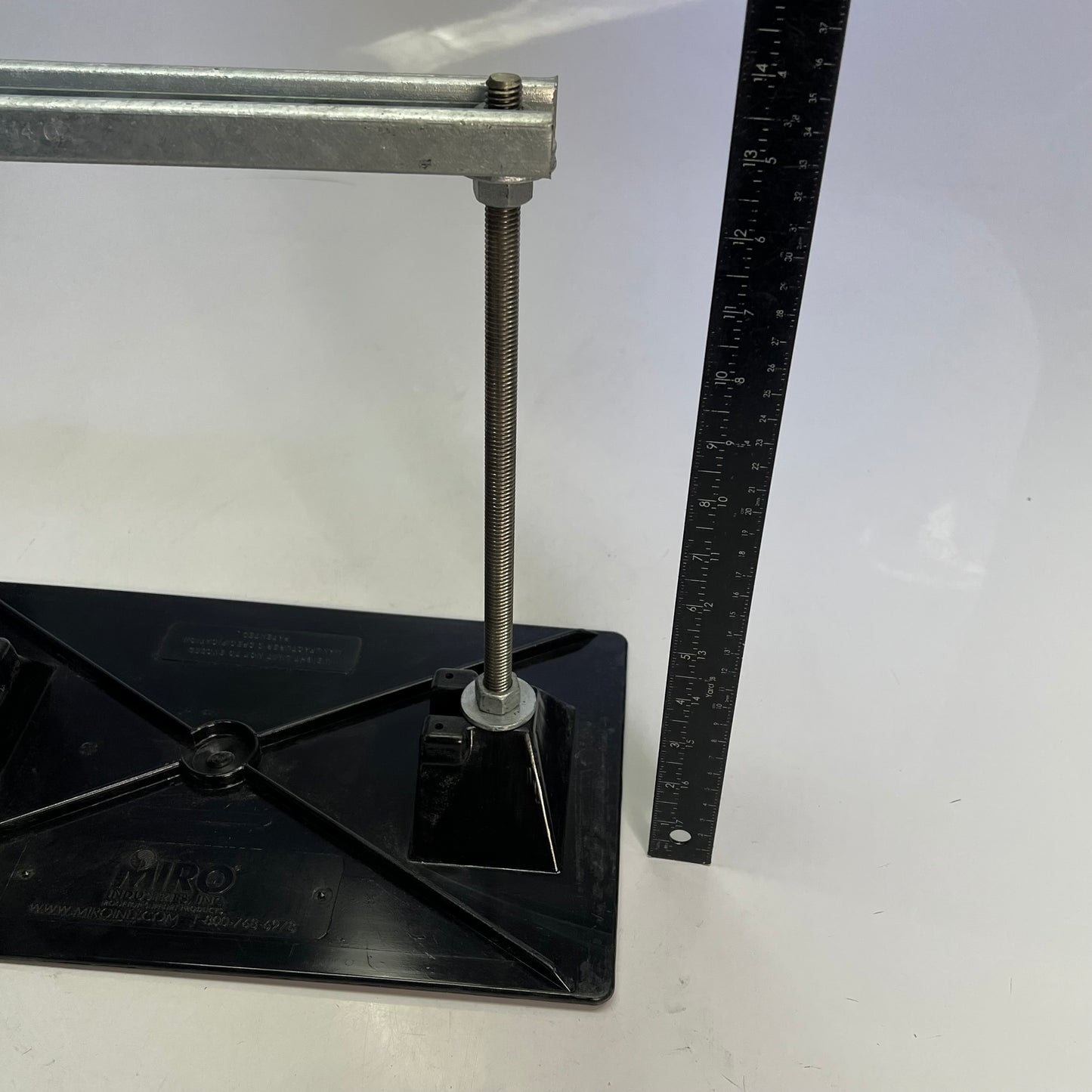 MIRO 12 Base Strut 12 Strut Rooftop Pipe Support 9"x15 1/4" Black 12-BS-12