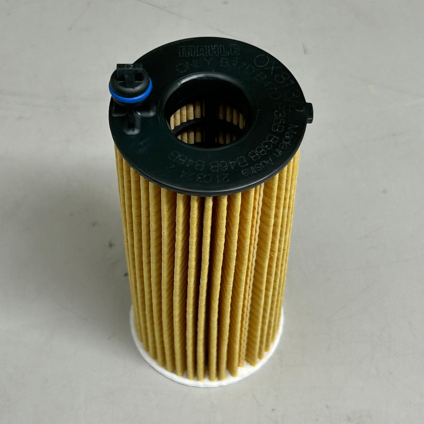 MAHLE Engine Oil Filter Replacement Part For BMW OX813/2D