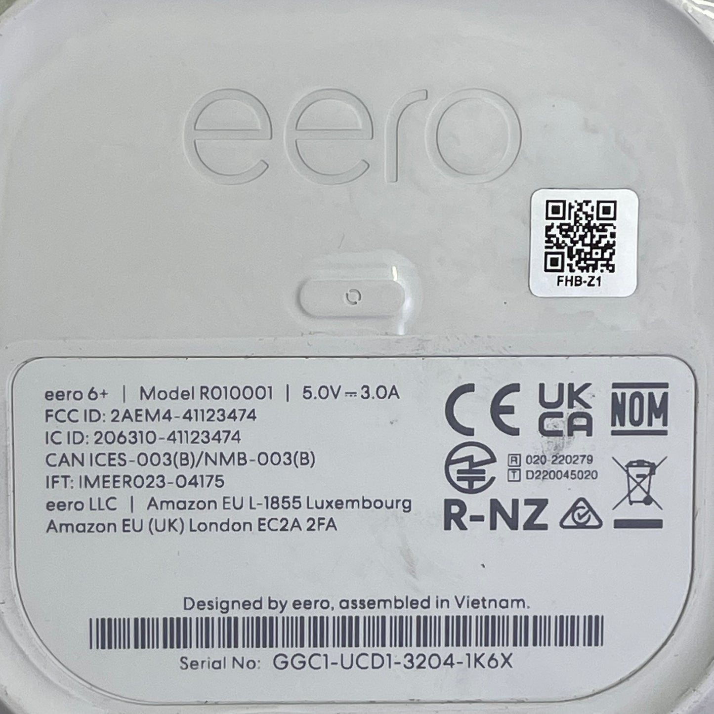 AMAZON Eero 6+ Mesh Wifi Router 1 Gigabit, 75+ devices, 1500 sq ft White R010001 (New Other)