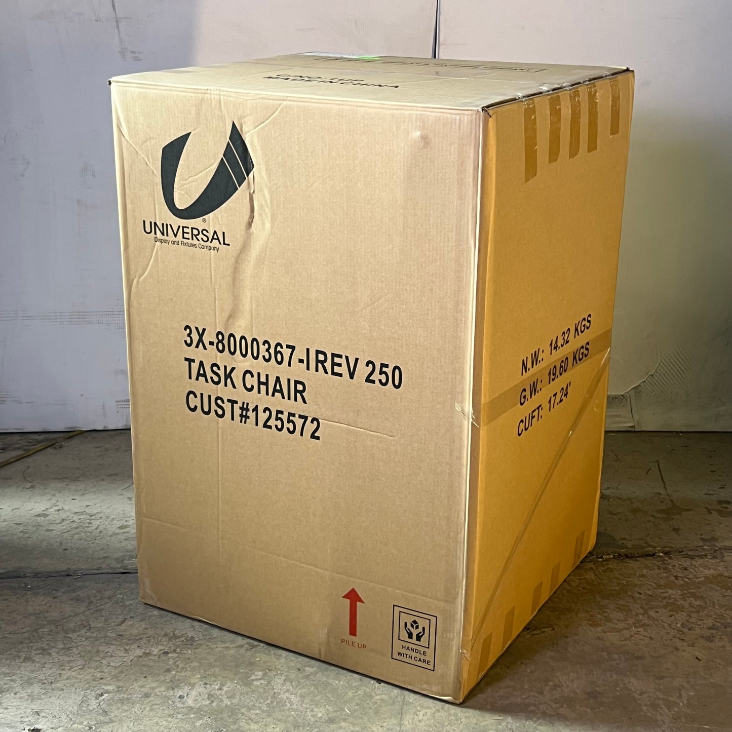 UNIVERSAL Task Chair Sz 42"H x 20"W x 18"L, Black 3X-8000367-I REV 250