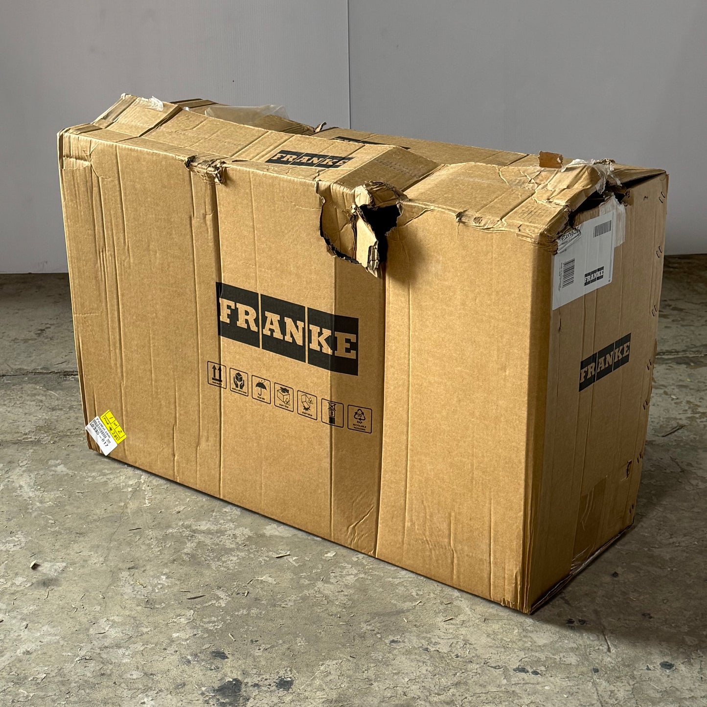 FRANKE Stainless Steel Kitchen Sink Sz 32.5" L x 18.5" W x 9.5" H PTX11031