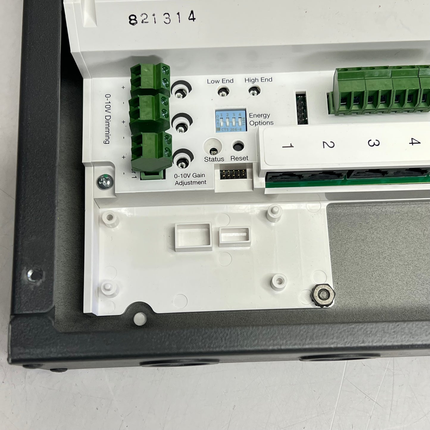 COOPER LIGHTING Room Controller 3 Dimmer Solution W/ Emergency Control RC3DE-PL