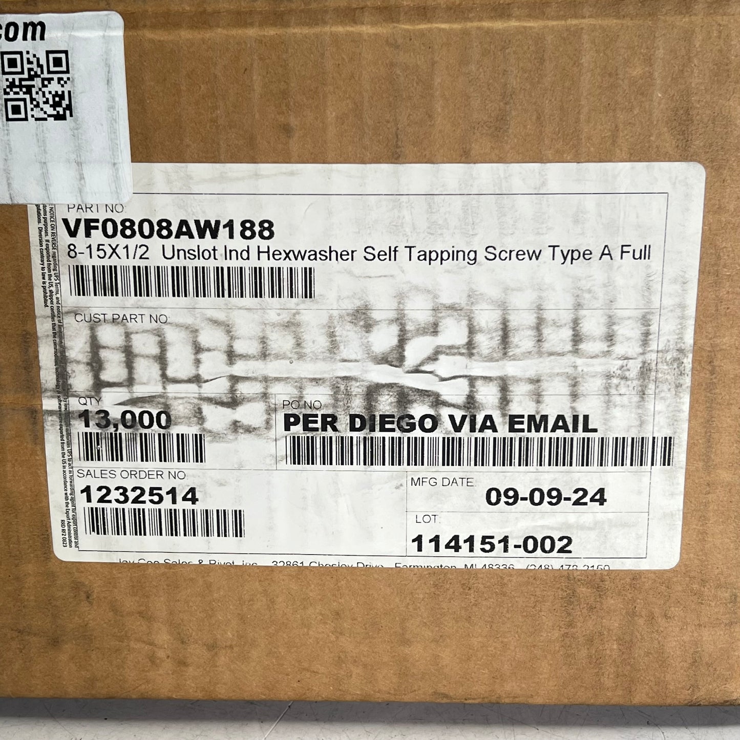 VALUE FASTENER (13,000 PACK) Hexwasher Self Tapping Screws 8-15X1/2 VF0808AW188