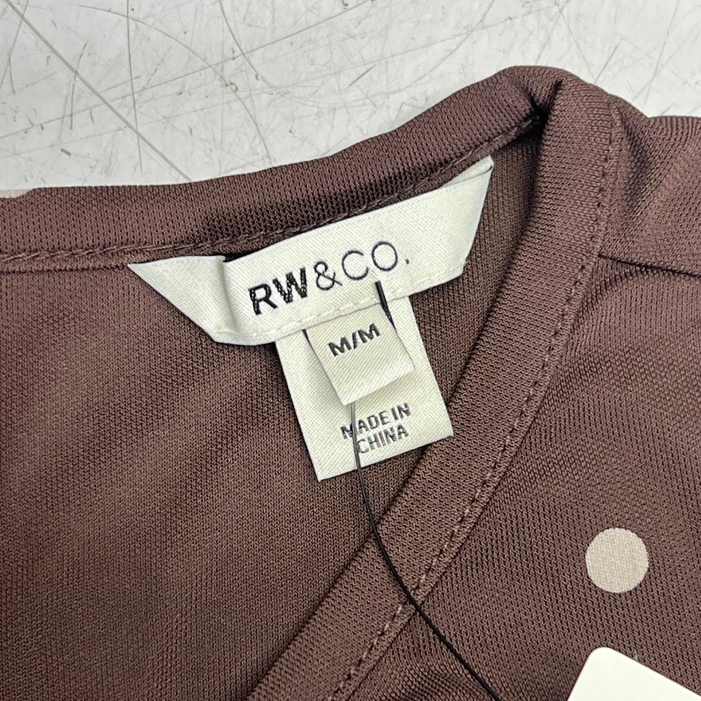 RW & CO Long-sleeve Top Shirred Crew Neckline Women's Sz M Brown/Pearl Ivory