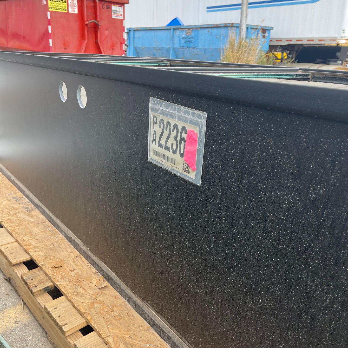 Z@ PLANET AQUARIUMS Water Tank 84"x25"x24" (AS-IS)