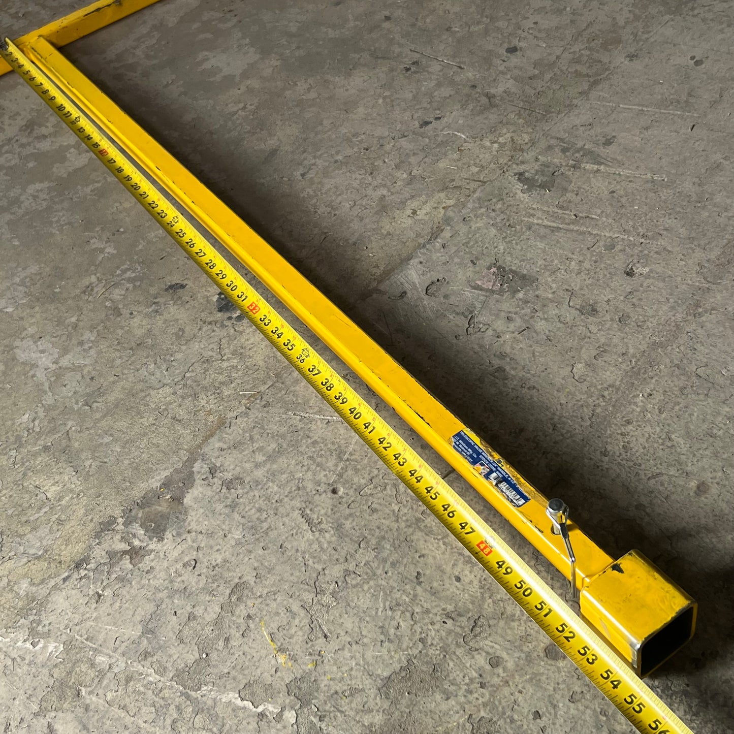 PLUMB-PRO Telescopic Valve Wrench Sz 4.6' H, Yellow