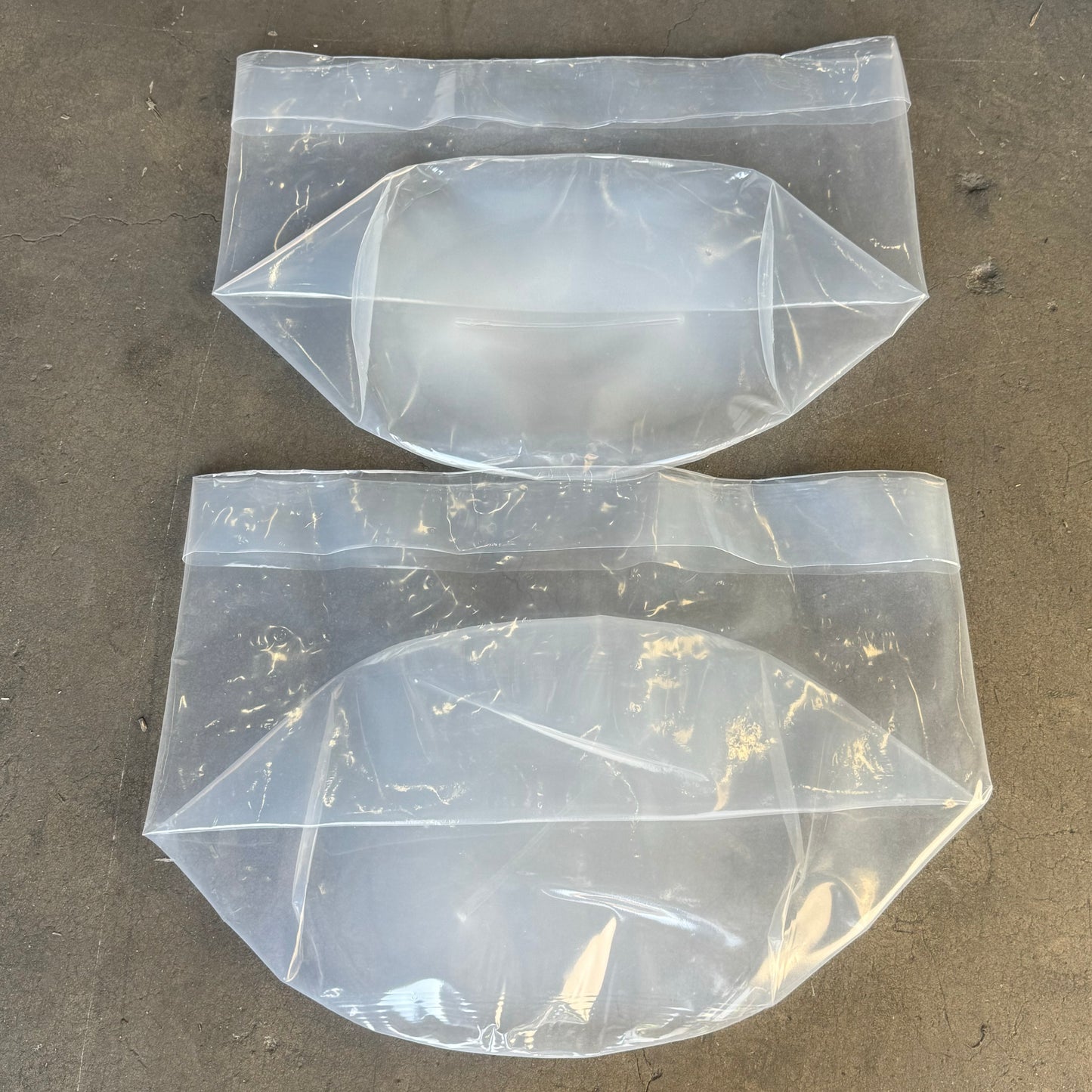 HERFELD GMBH & CO (2 PACK) Heavy Duty Bucket Liner W/ Sz 21” W x 22” H Clear Plastic Bag