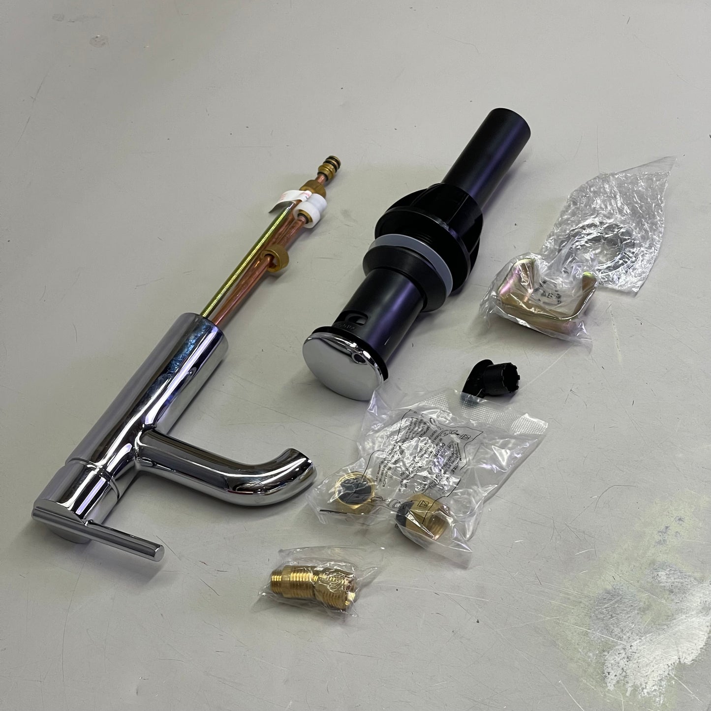 PFISTER Brislin Single Control Bathroom Faucet Polished Chrome LG42-BI0C