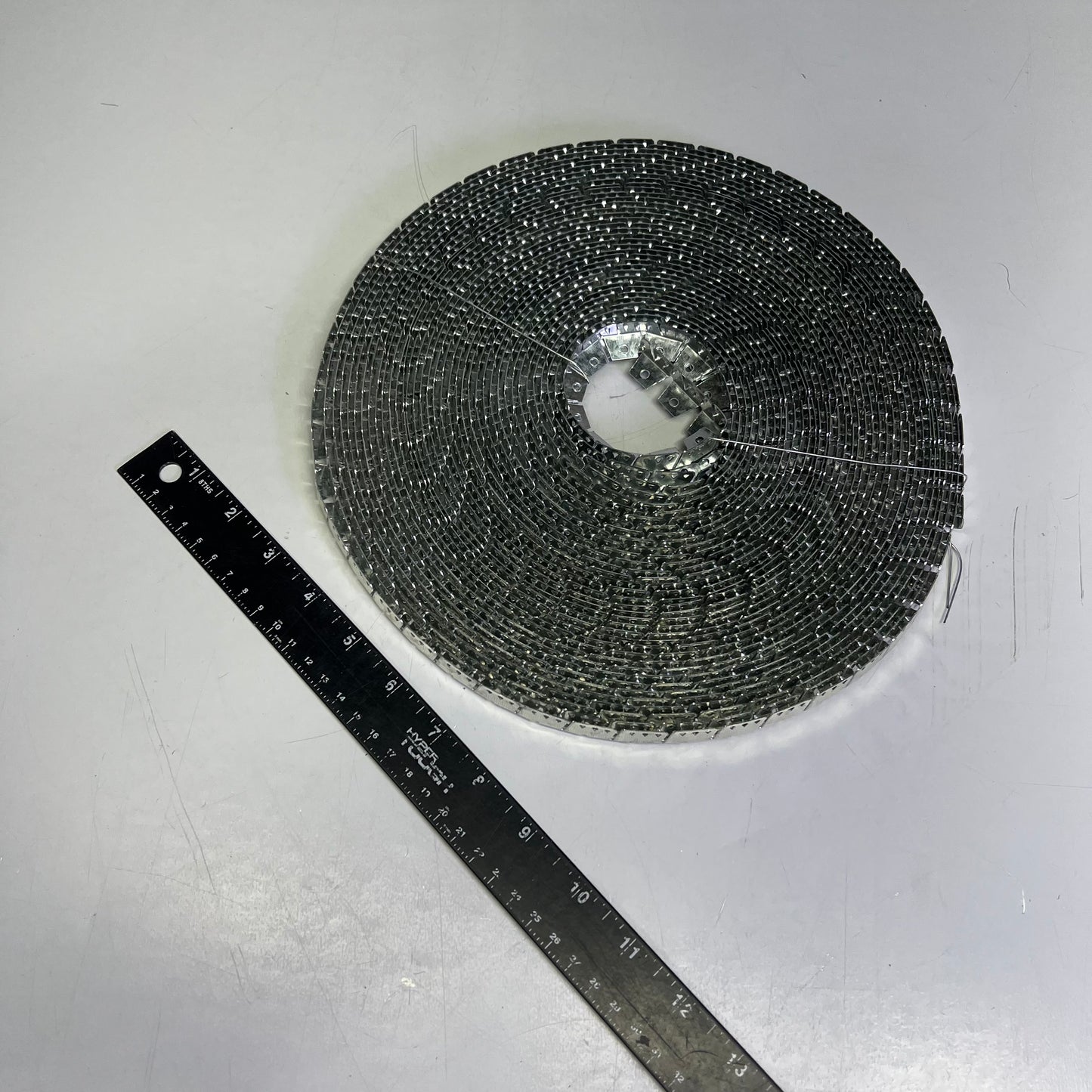 ZA@ Pli-Grip - Flex Trim Metal Tack Strip 65' Chrome TAC100M HVY