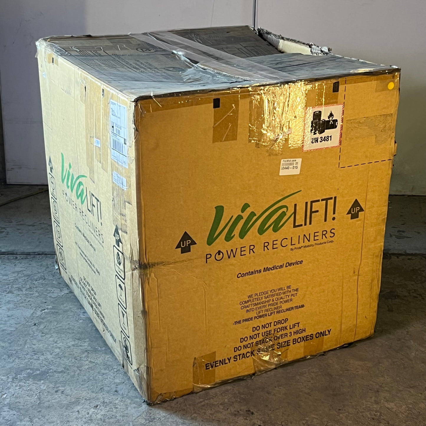 VIVALIFT POWER RECLINERS Lift Chair 27"L x 27"W x 46"H Brown