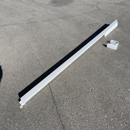 LUMINATION Low Bay LED Fixture LUS Series 8’ L White LUSC8A0A0V1T40VQCSWHTE