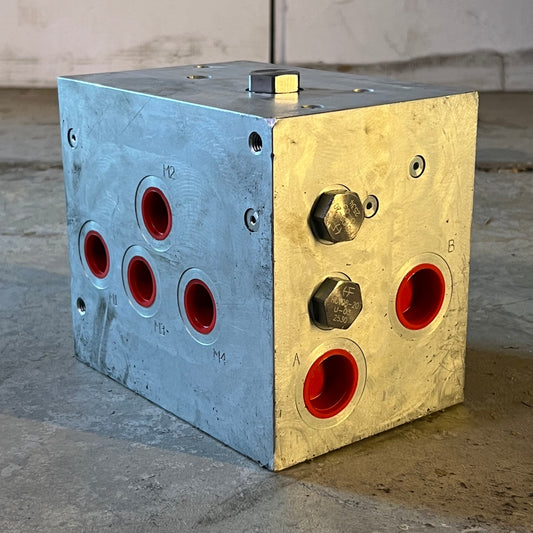 Hydraulic Pump Valve Assy HF165830-21 Sz 8"L x 5.5"W x 7"H