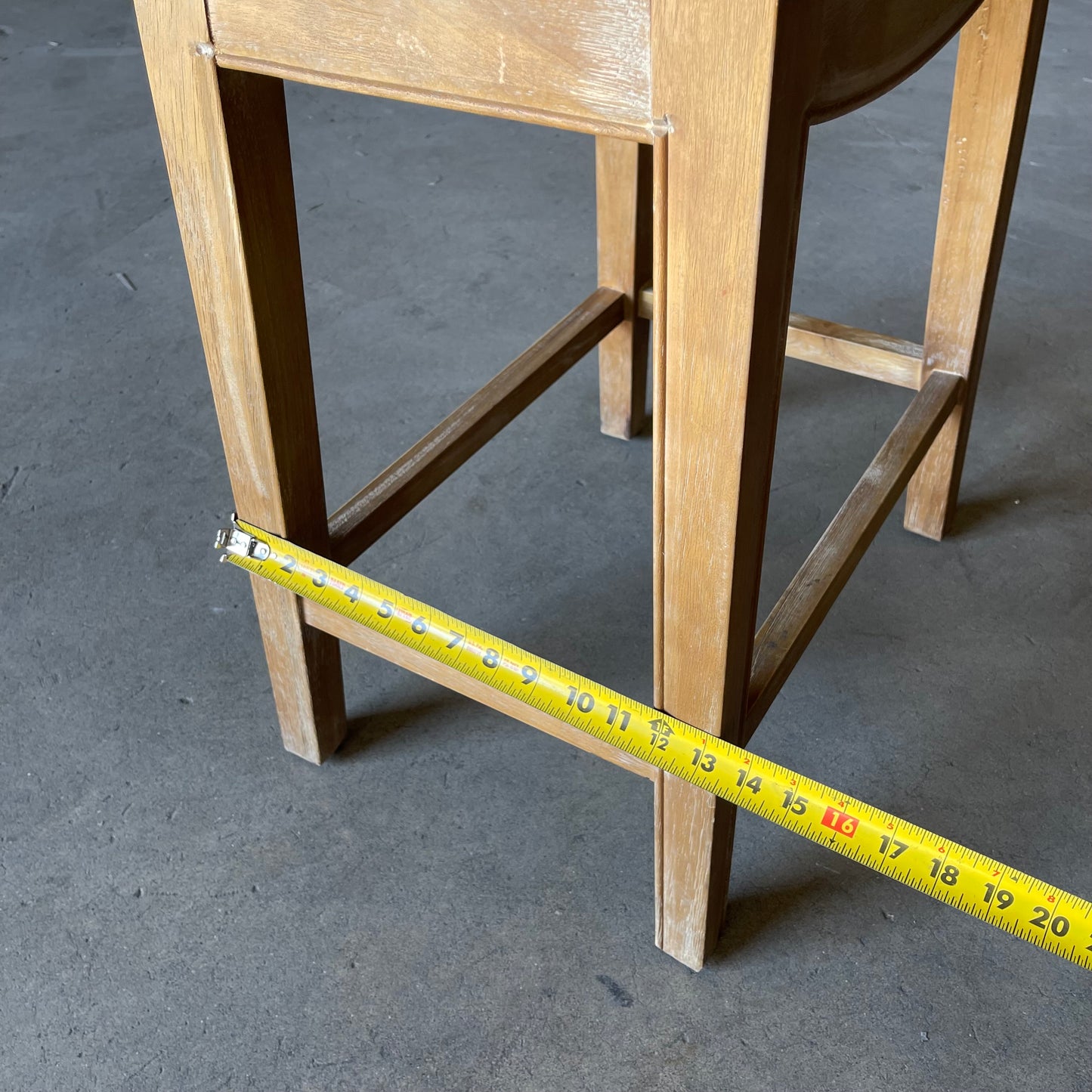 NEW PACIFIC Elmo Bonded Leather Counter Stool 25"x19.5"x13.5" Vintage Gray & Weathered Smoke 358625B-V04-WS