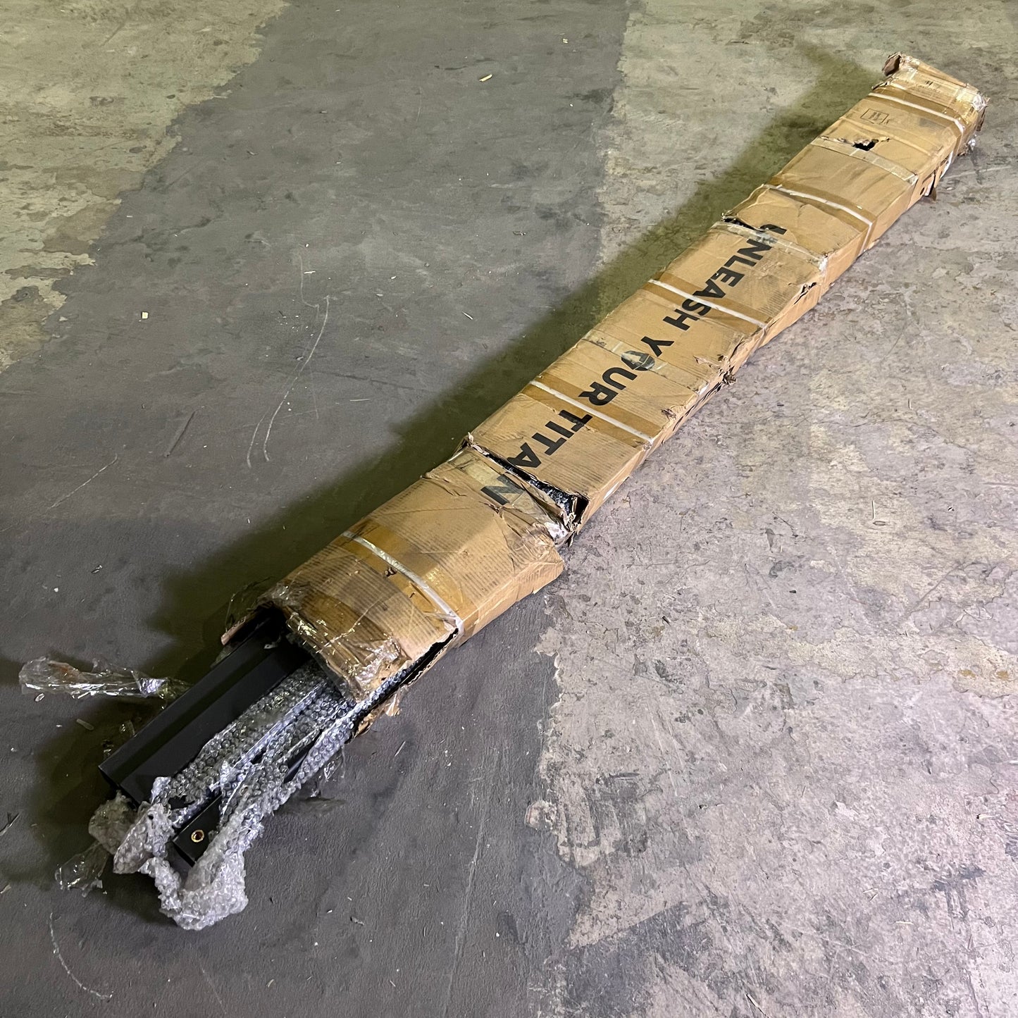 ZA@ TITAN Olympic Lifting Platform 99"L X 74.5"W X 5"H, Black 400356 (AS-IS, Missing Connectors)