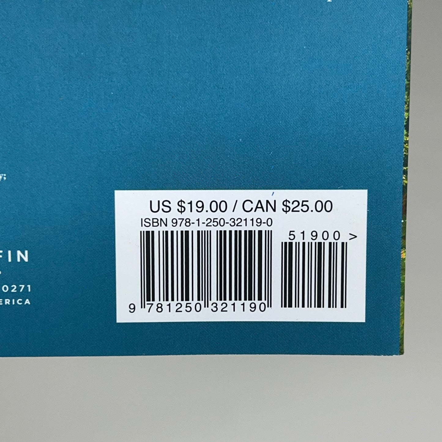 IDENTITY by Nora Roberts - Thrilling Story Bestseller Soft Cover