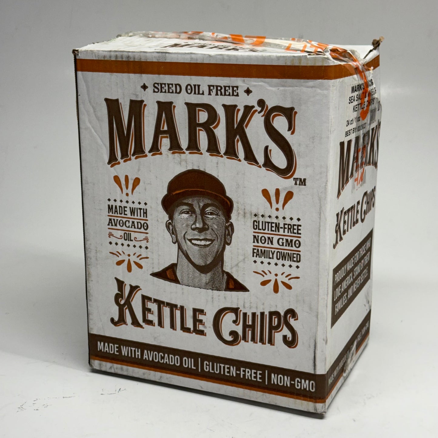 ZA@ MARK'S (24 PACK) Kettle Cooked Avocado Oil Potato Chips, Sea Salt & Vinegar 1 oz. BB 02/27 (New Other, Distressed Box)