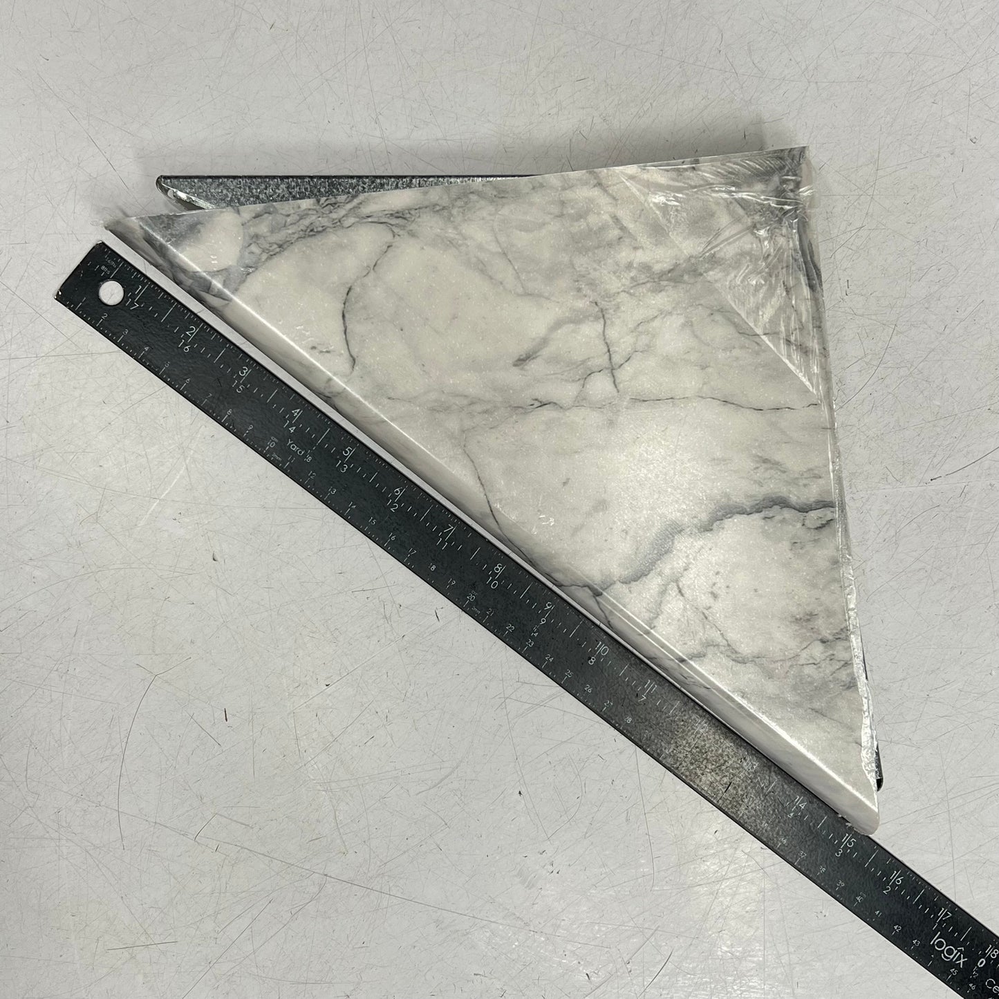 CLEARWATER SHOWER BATH Floating Corner Shelve 15" Everest Faux Marble STLCSB15