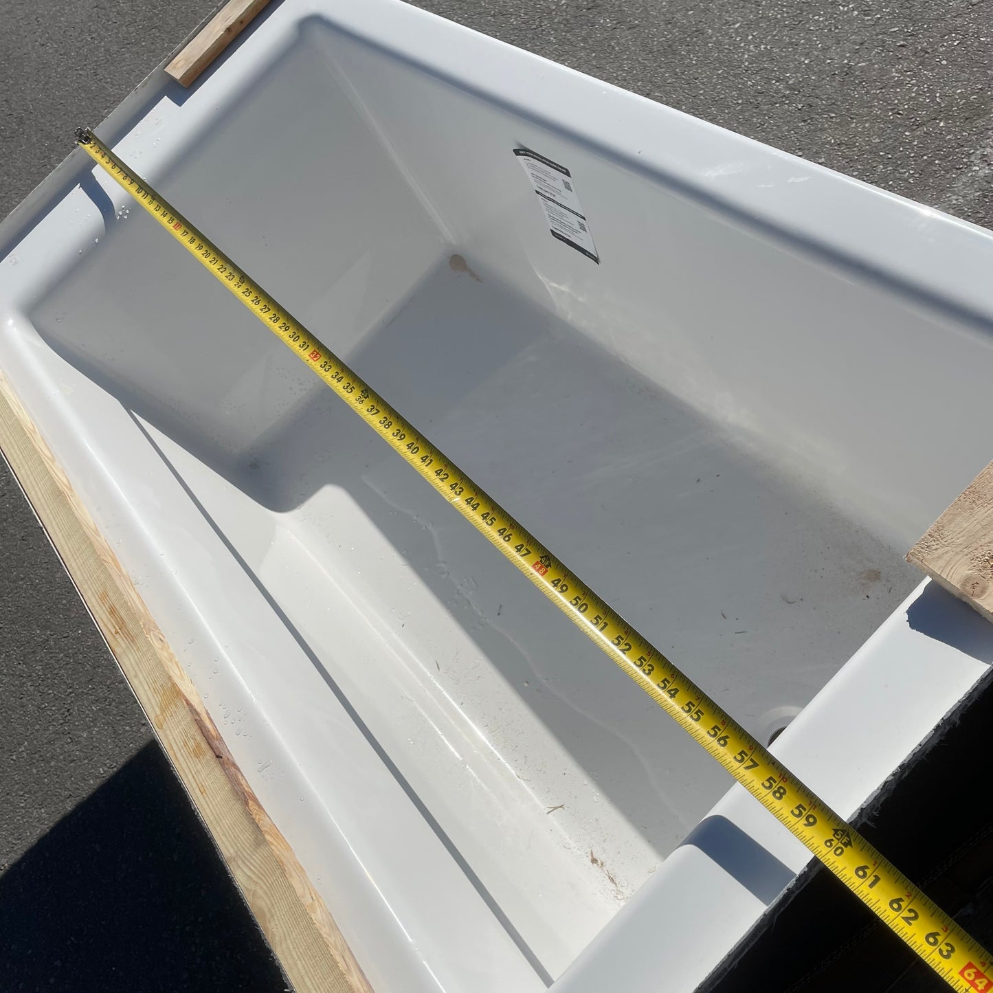 ZA@ Pallet of DREAMLINE Prism Acrylic Alcove Left-hand Bathtub 60” White BTPM6032XL00 (AS-IS)