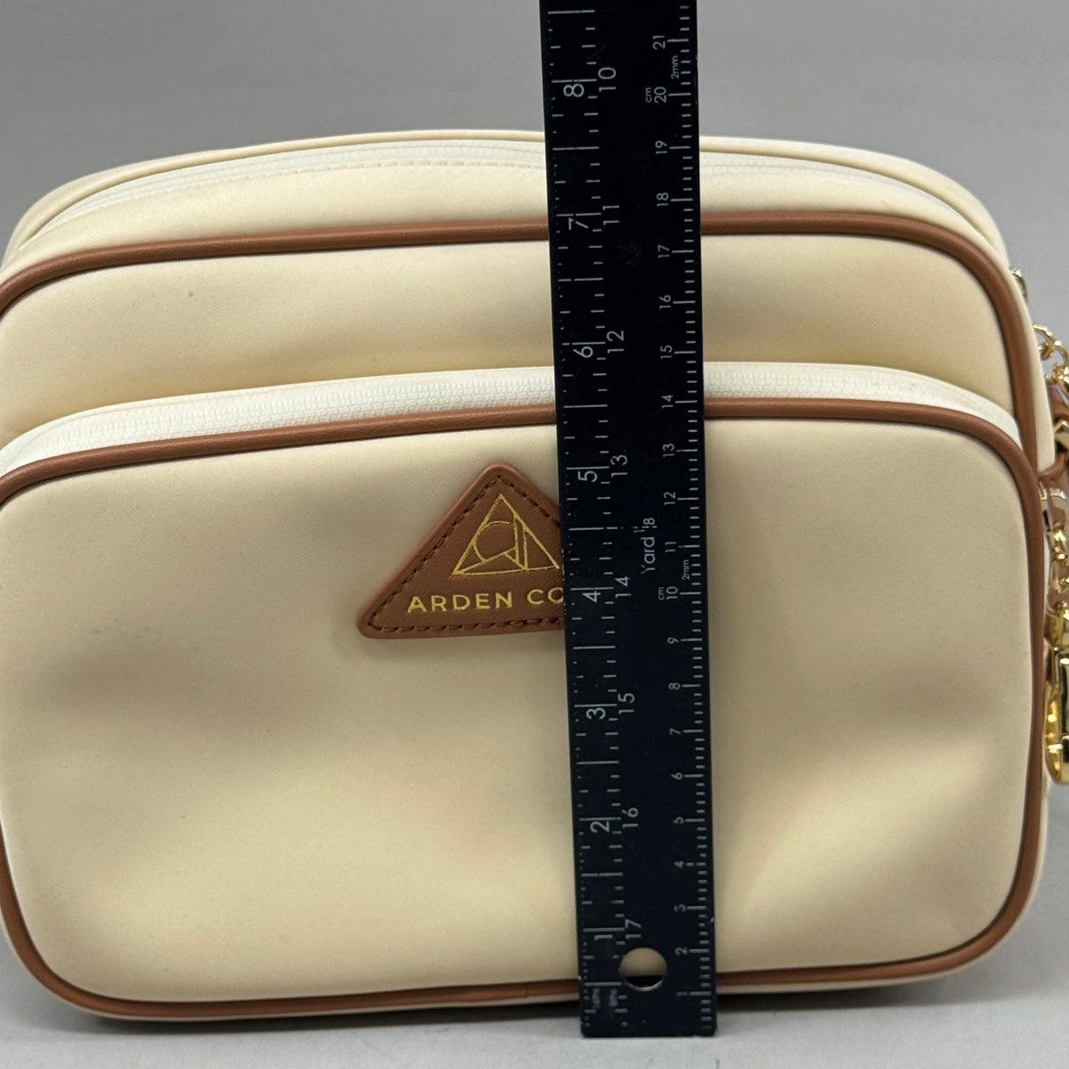 ARDEN COVE Crissy Full Crossbody Nylon Anti-theft Bag W/ Locking Straps Cream (New Without Tags)