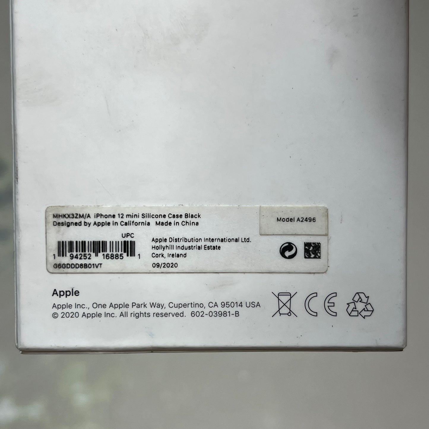 APPLE iPhone 12 Mini Silicone Case W/ MagSafe Black MHKX32M/A (Return)
